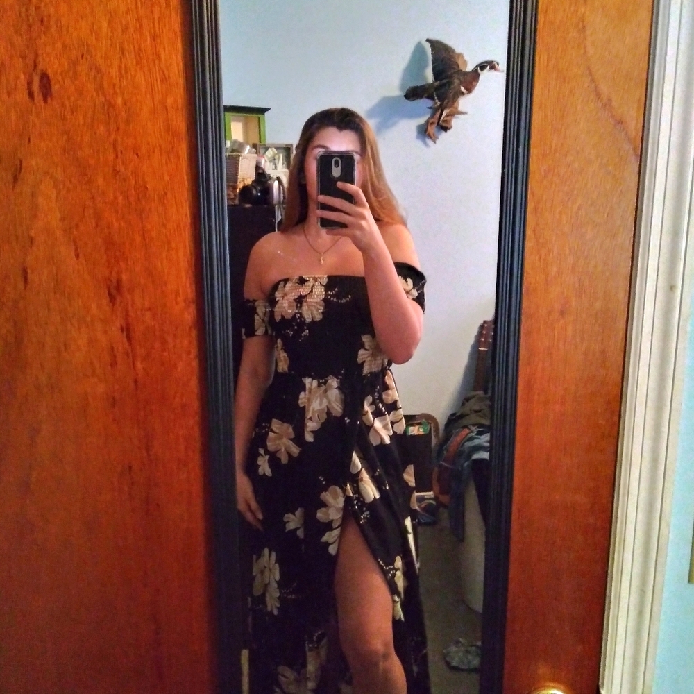 Black classy dress.